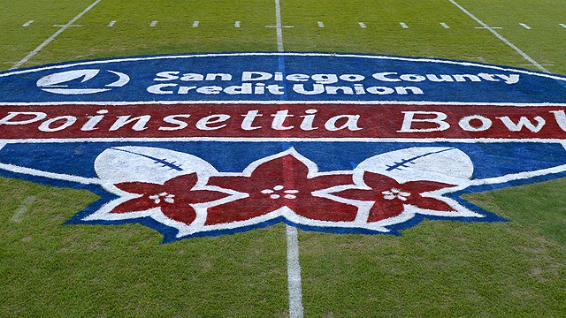 Poinsettia Bowl: What to Look For