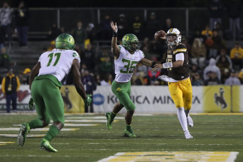 Oregon Sprints Past Wyoming With Balanced Offensive Attack