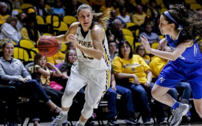 Roberts, Cowgirls Earn Mountain West Honors