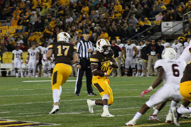 Wyoming Holds on in Shootout With Nevada
