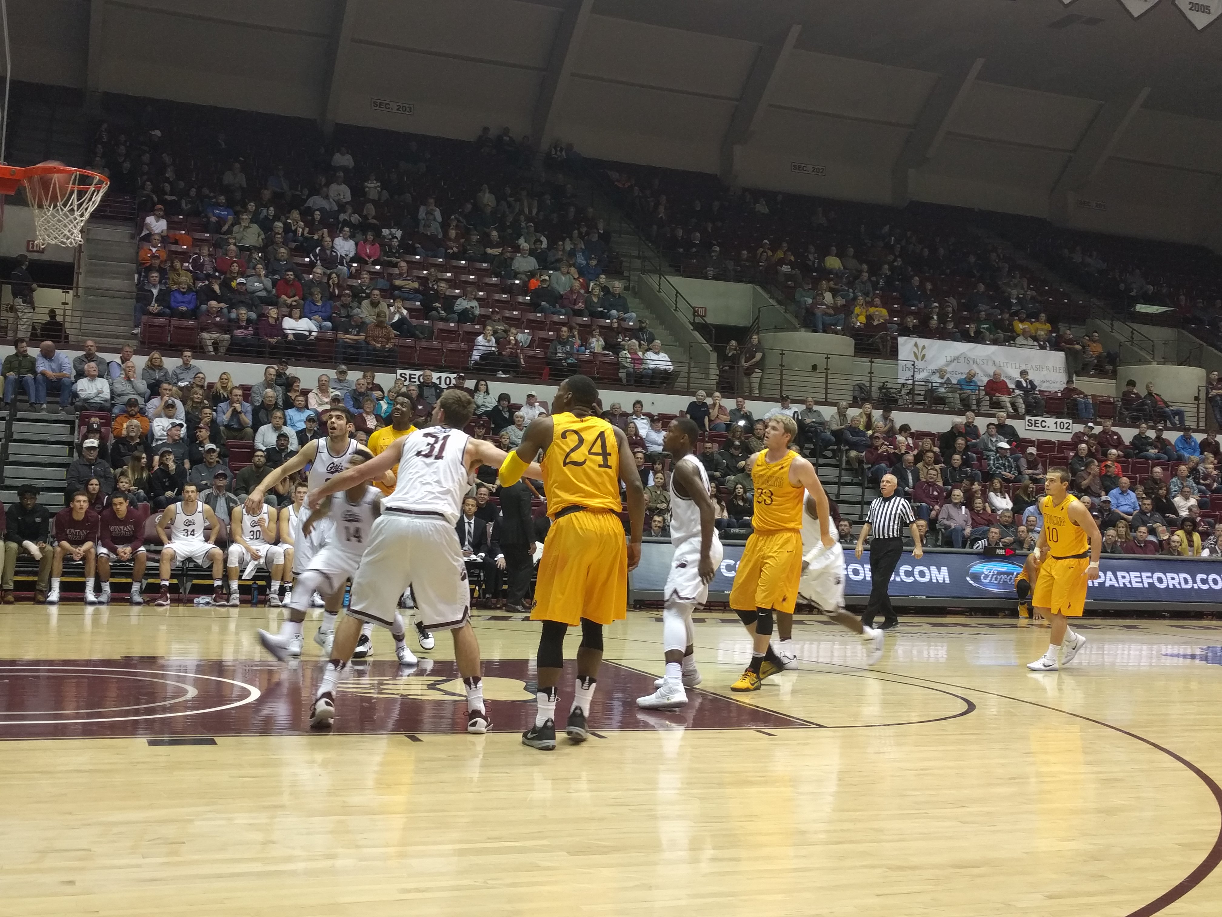 Cowboy Basketball Outlasts Montana in Road Opener