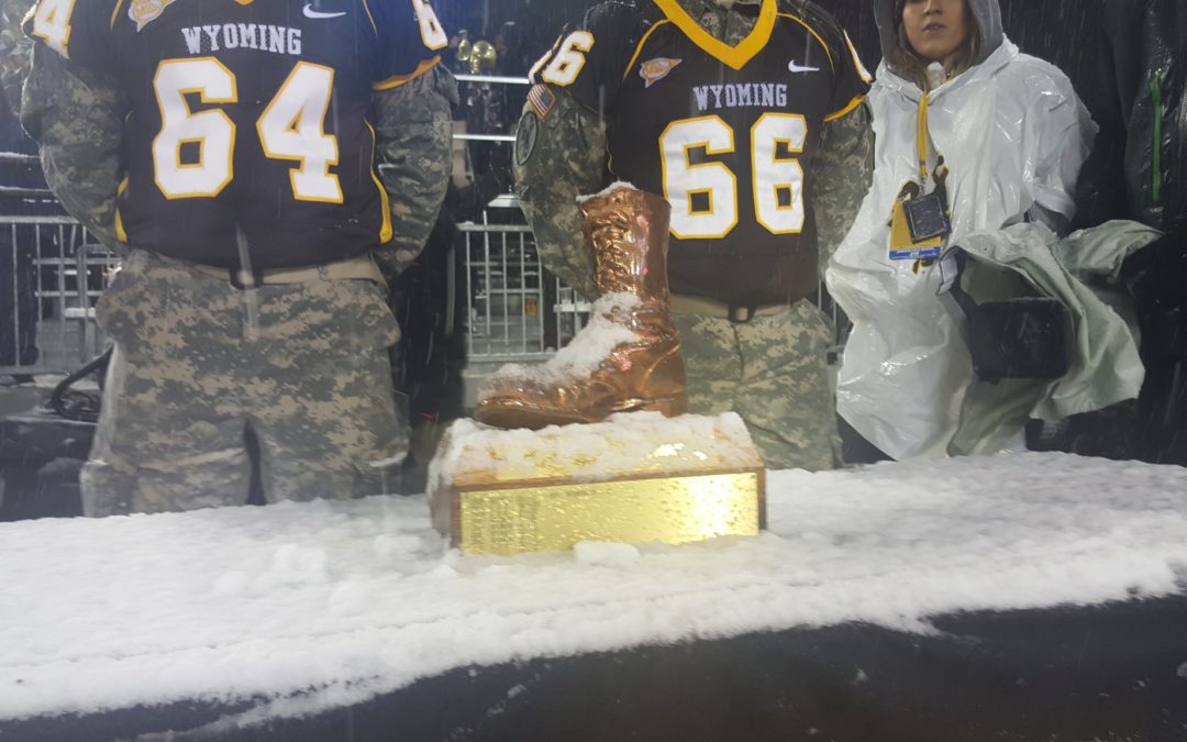 Wyoming Scores Late In Snowy Border War Win